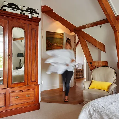 Station Hotel 4*