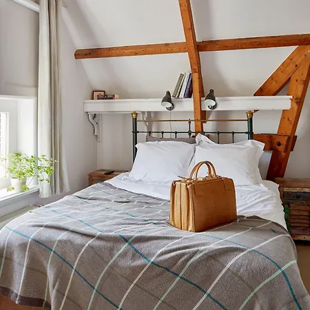 Station Hotel 4*